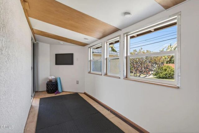 330 N Brent Street, Ventura, CA 93003