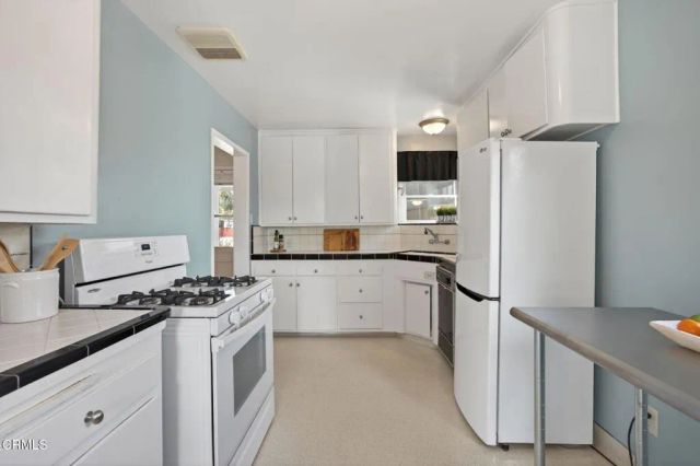 330 N Brent Street, Ventura, CA 93003