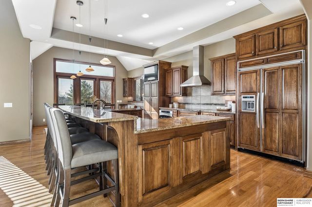 19205 Grande Avenue Circle, Omaha, NE 68022