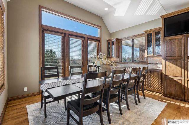 19205 Grande Avenue Circle, Omaha, NE 68022