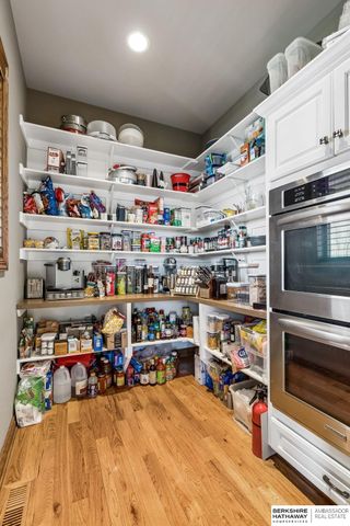 19205 Grande Avenue Circle, Omaha, NE 68022