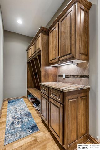 19205 Grande Avenue Circle, Omaha, NE 68022