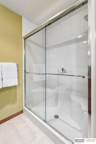 19205 Grande Avenue Circle, Omaha, NE 68022