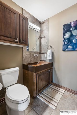 19205 Grande Avenue Circle, Omaha, NE 68022