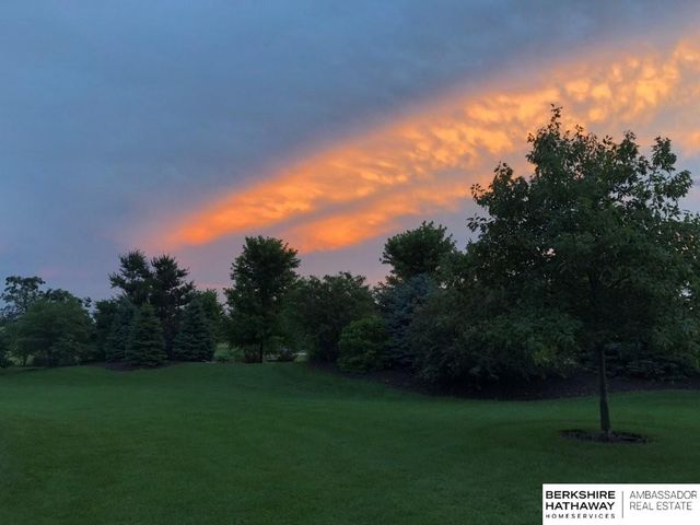 19205 Grande Avenue Circle, Omaha, NE 68022