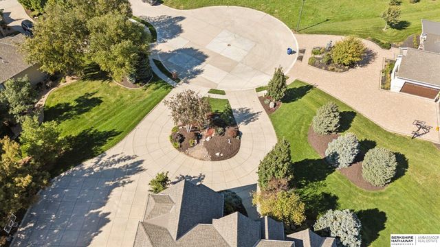 19205 Grande Avenue Circle, Omaha, NE 68022