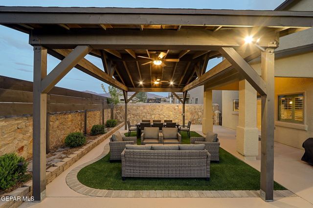 7809 Enchanted Circle, El Paso, TX 79911