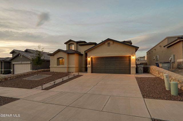 7809 Enchanted Circle, El Paso, TX 79911