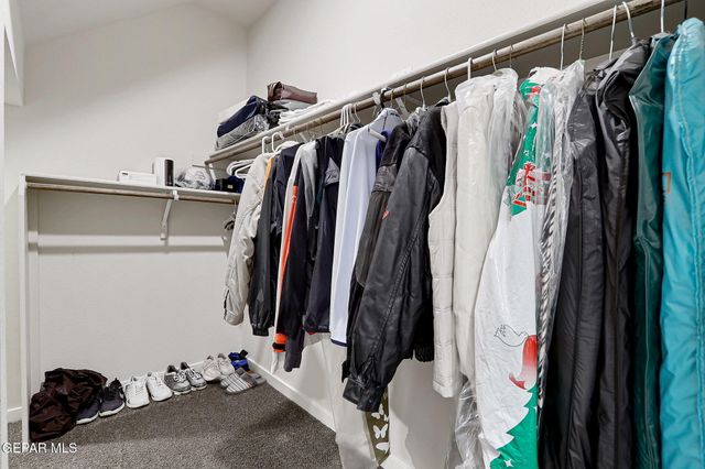 7809 Enchanted Circle, El Paso, TX 79911