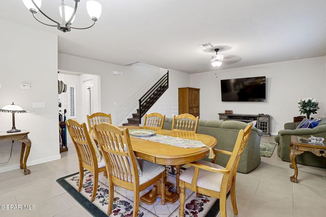 7809 Enchanted Circle, El Paso, TX 79911