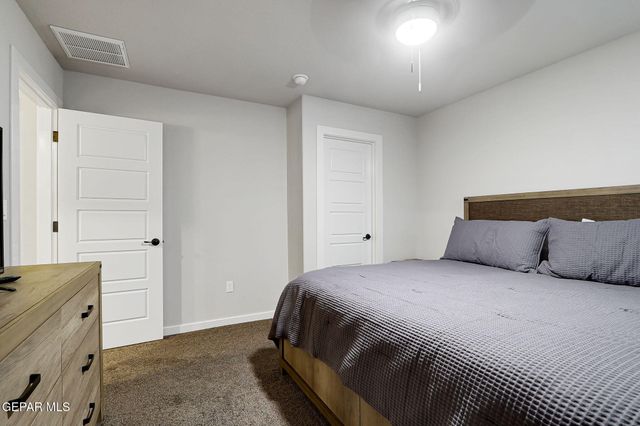 7809 Enchanted Circle, El Paso, TX 79911