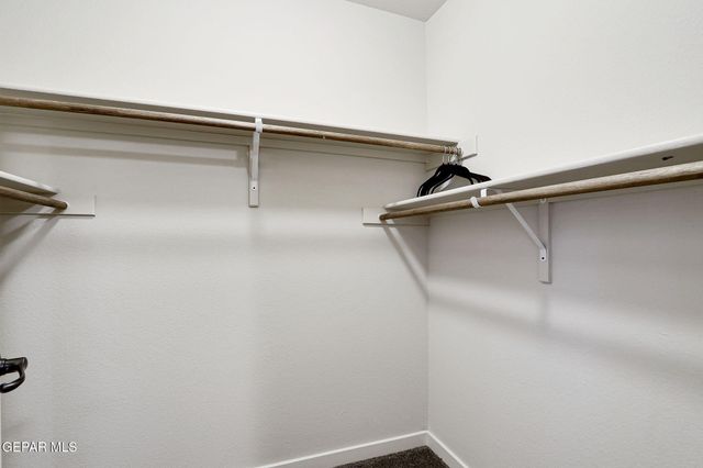 7809 Enchanted Circle, El Paso, TX 79911