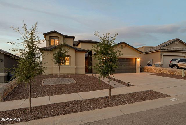 7809 Enchanted Circle, El Paso, TX 79911