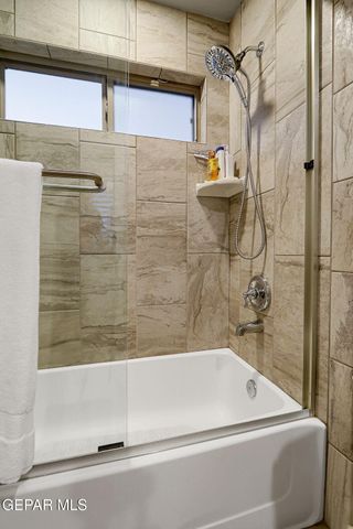 7809 Enchanted Circle, El Paso, TX 79911