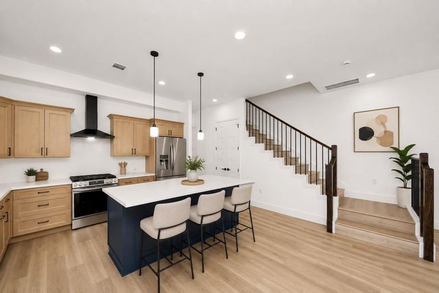 1917 West Street, Houston, TX 77026