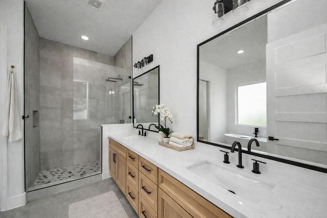 1917 West Street, Houston, TX 77026
