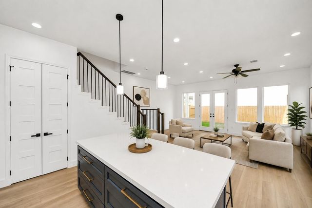 1917 West Street, Houston, TX 77026