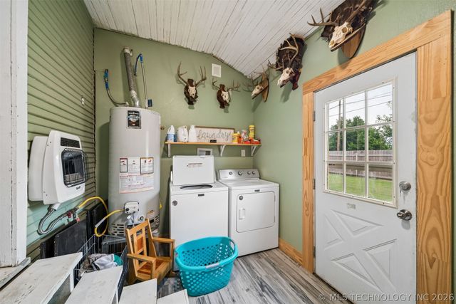 103 S 12th Street, Henryetta, OK 74437