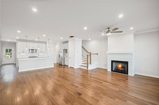 5655 Tillman Way, Powder Springs, GA 30127