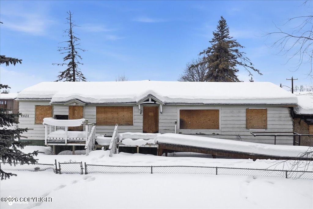 4401 Peterkin Avenue, Anchorage, AK 99508