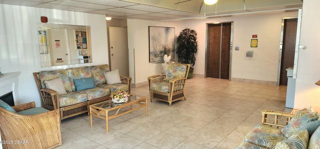 3727 S Atlantic Ave Unit 225, Daytona Beach, FL 32118
