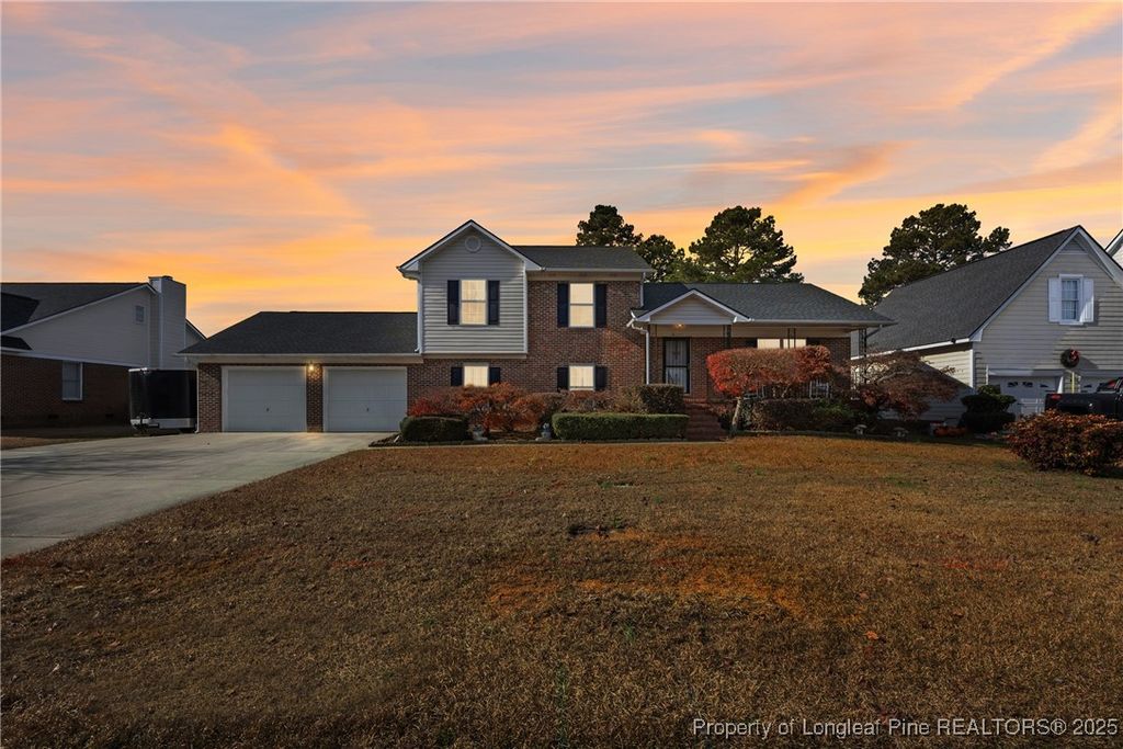 1154 Helmsley Drive, Fayetteville, NC 28314