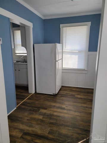 2828 W Gonzalez St, Pensacola, FL 32505