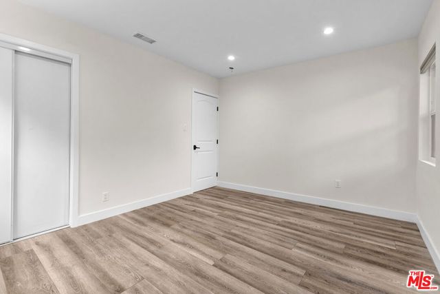 18343 Calvert Street, Tarzana, CA 91335