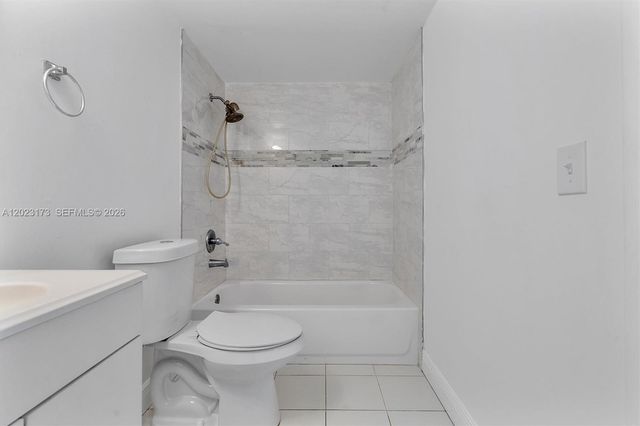 7407 SW 152nd Ave 4-103, Miami, FL 33193