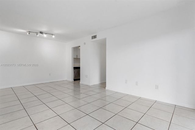 7407 SW 152nd Ave 4-103, Miami, FL 33193