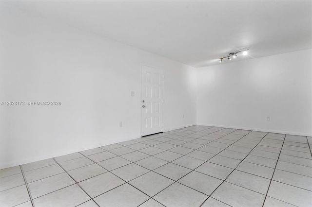 7407 SW 152nd Ave 4-103, Miami, FL 33193