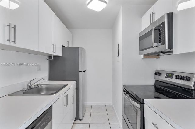 7407 SW 152nd Ave 4-103, Miami, FL 33193