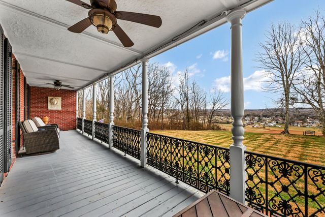 190 Porters Bluff Rd, Clarksville, TN 37040