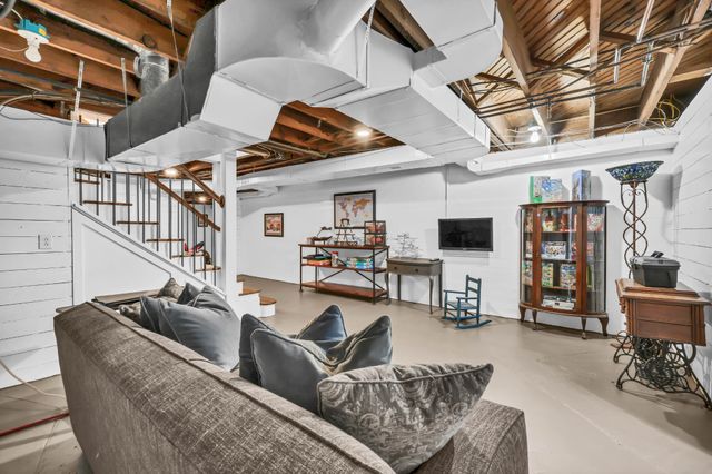 190 Porters Bluff Rd, Clarksville, TN 37040