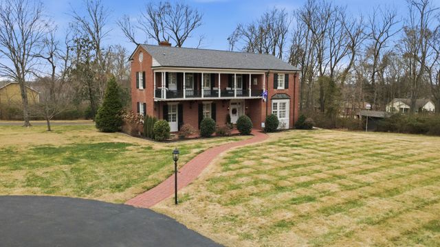 190 Porters Bluff Rd, Clarksville, TN 37040