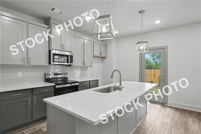 4355 Fern River Bend 34, Norcross, GA 30093
