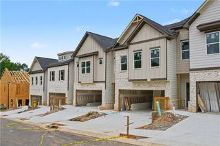 4355 Fern River Bend 34, Norcross, GA 30093