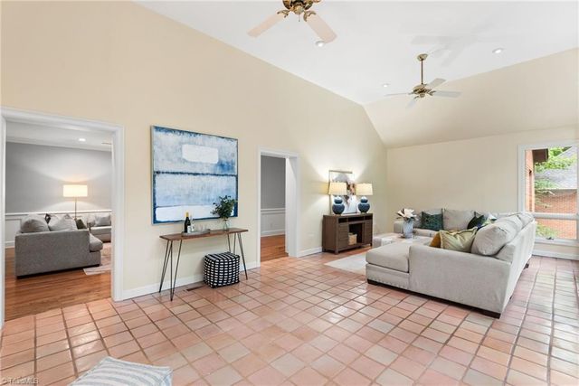 5021 Meadow Hill Court, Winston-salem, NC 27106