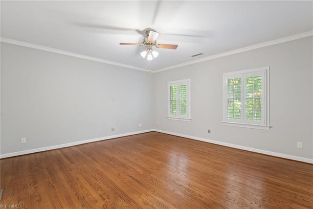 5021 Meadow Hill Court, Winston-salem, NC 27106