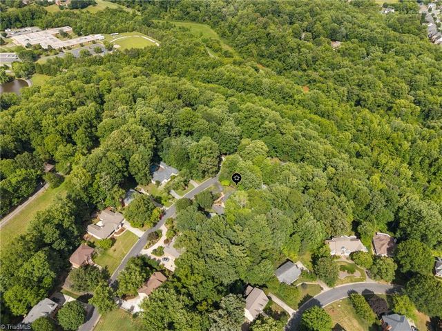 5021 Meadow Hill Court, Winston-salem, NC 27106