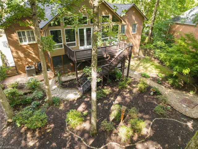 5021 Meadow Hill Court, Winston-salem, NC 27106