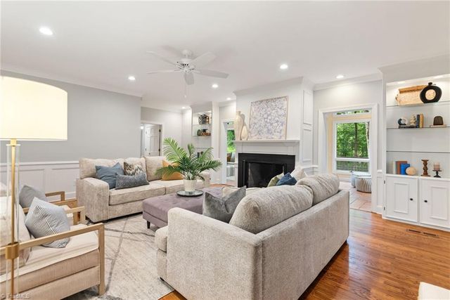 5021 Meadow Hill Court, Winston-salem, NC 27106