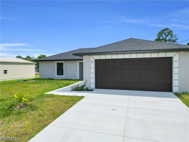 3005 53rd ST W, Lehigh Acres, FL 33971