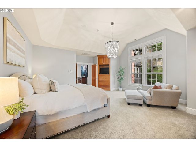 3921 NORTHHAMPTON Ct, West Linn, OR 97068
