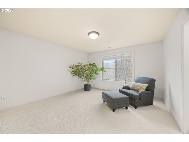 3921 NORTHHAMPTON Ct, West Linn, OR 97068