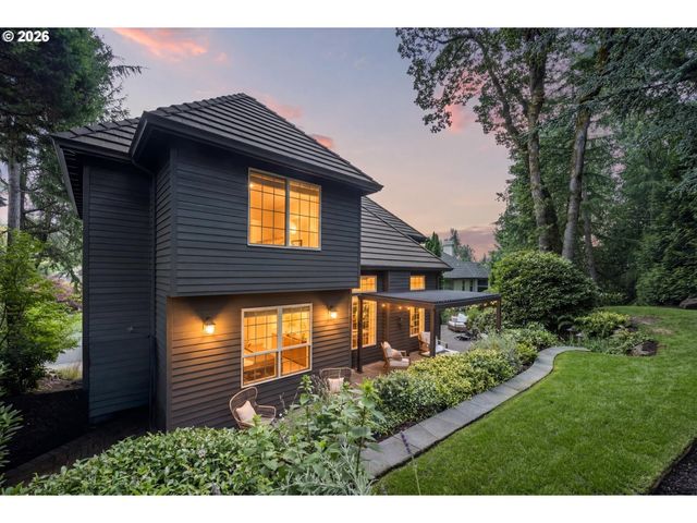 3921 NORTHHAMPTON Ct, West Linn, OR 97068