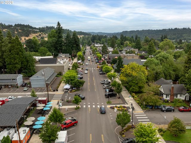 3921 NORTHHAMPTON Ct, West Linn, OR 97068