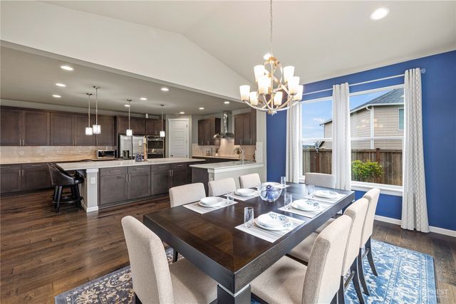 20602 SE 258th Place, Covington, WA 98042