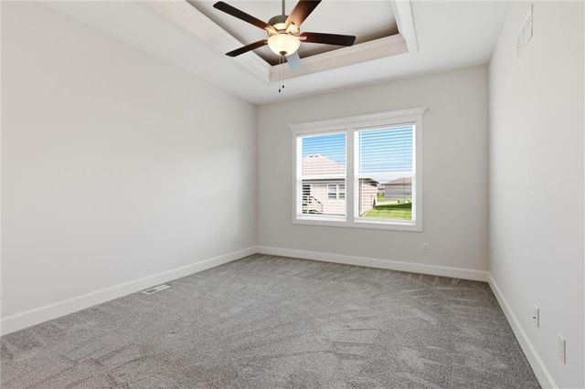 15348 Jessica Street, Parkville, MO 64152