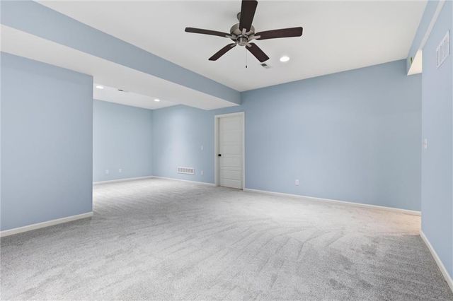 15348 Jessica Street, Parkville, MO 64152